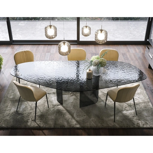 Tavolo in vetro curvato e martellato Ablos di Tonin Casa