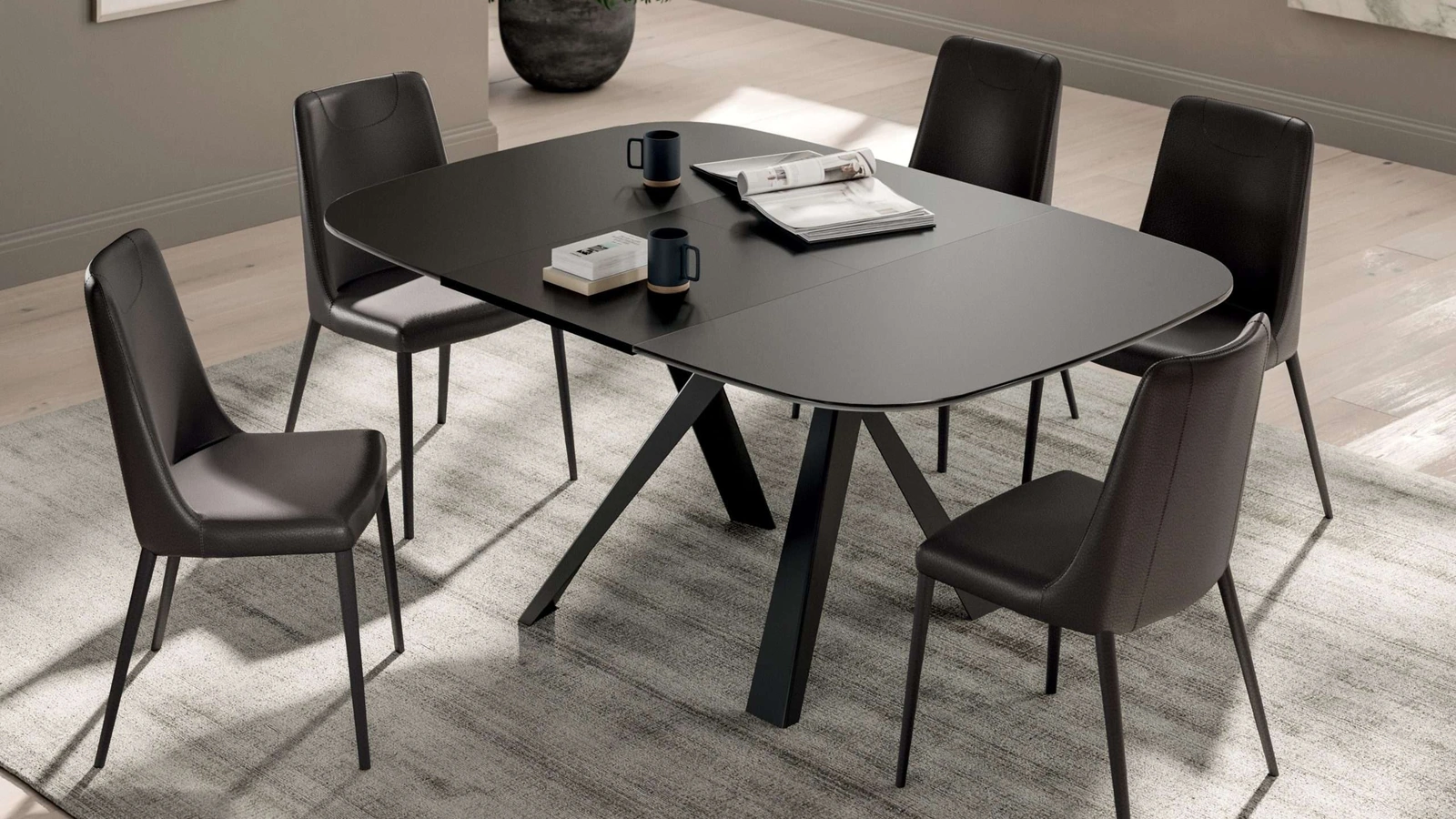 Tavolo allungabile in cristallo antimpronta Bombo di Ozzio