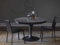 Tavolo rotondo allungabile in Rovere con base in metallo Eclipse Legno di Ozzio