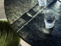 Tavolo rotondo Infinity in materico effetto Pietra di Sedie Brianza