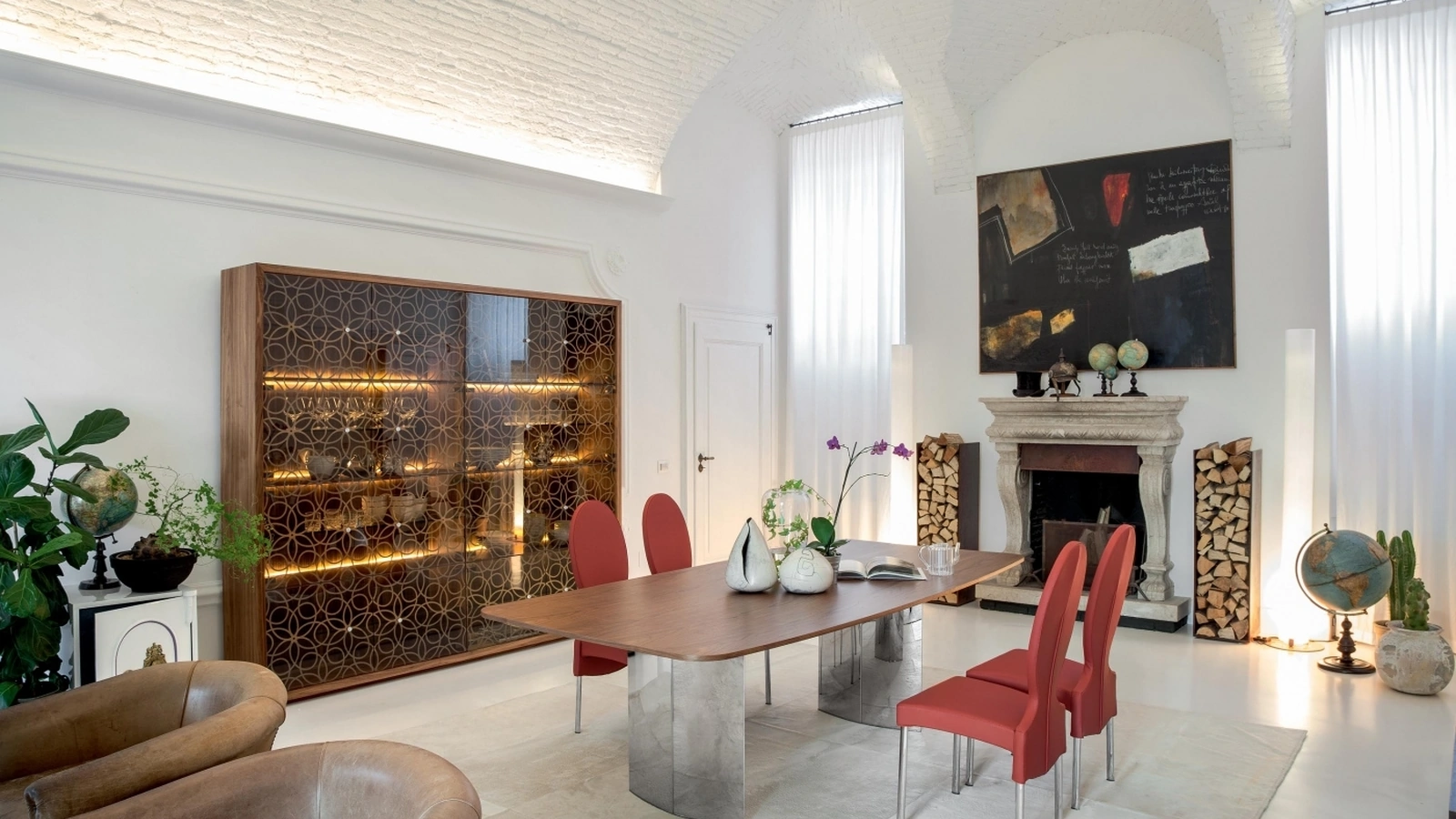 Tavolo Manhattan con  top in legno e base in acciaio inox di Tonin Casa