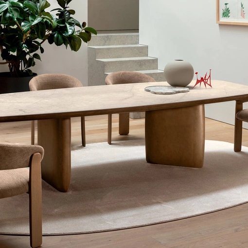 Tavolo Riverstone in ceramica di Calligaris