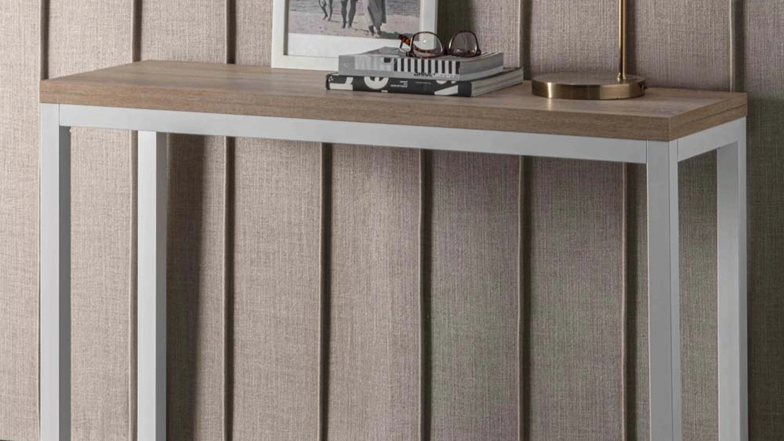 Tavolo Consolle allungabile in nobilitato rovere naturale Strip di La Seggiola