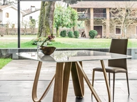 Tavolo Butterfly in vetro di Tonin Casa