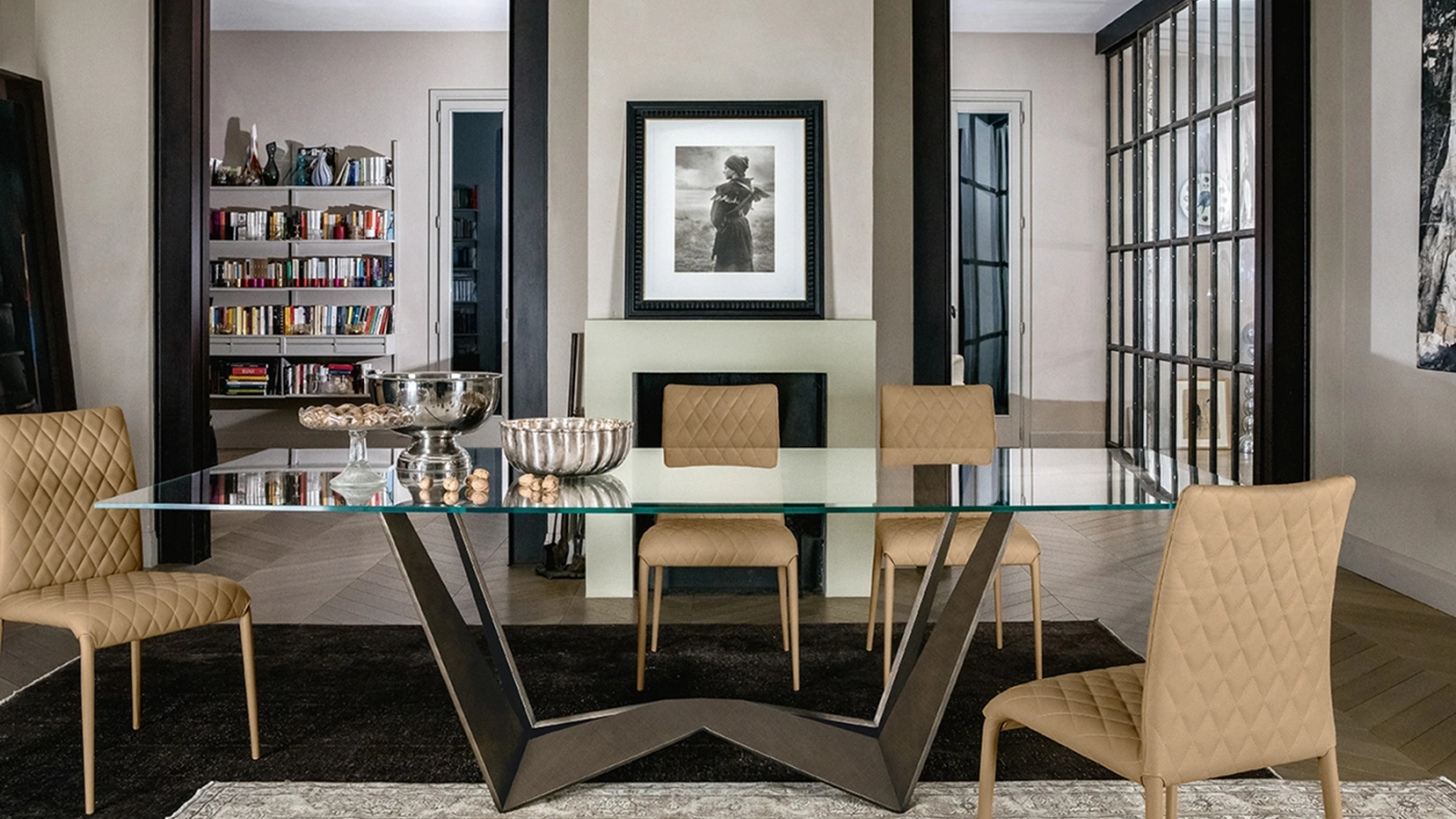 Tavolo rettangolare Reverse con struttura in acciaio verniciato e top in vetro di Tonin Casa