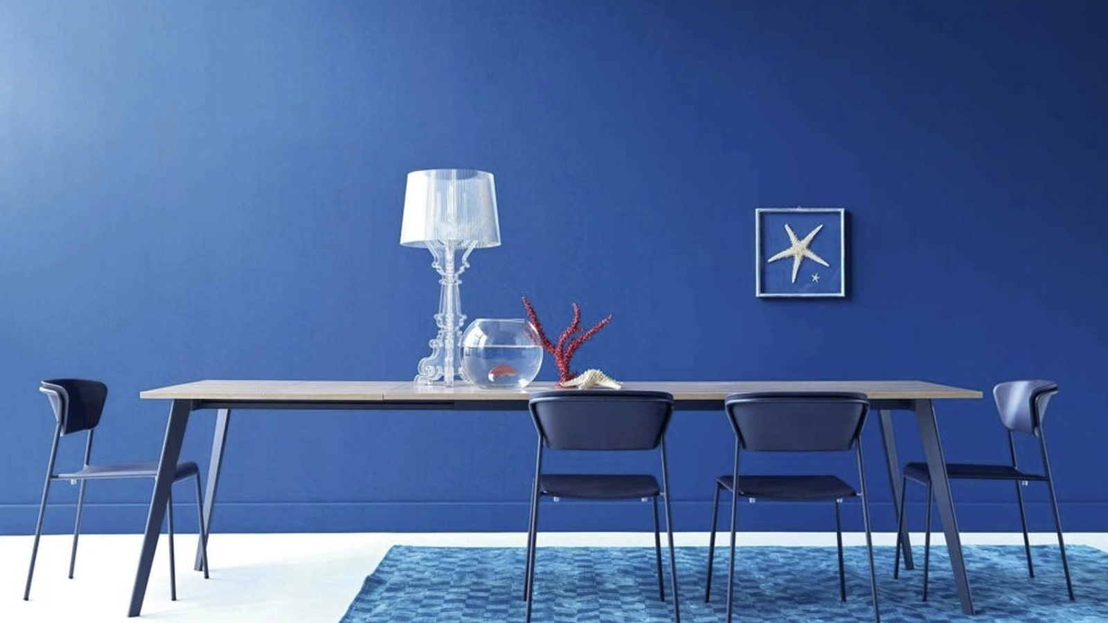 Tavolo allungabile Zen con top in HPL effetto legno di Sedie Brianza