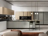 Cucina Moderna con penisola Meg 02 in laccato e legno di Arredo3