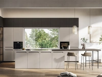 Cucina Moderna in Pet con isola Tekna di Arredo3
