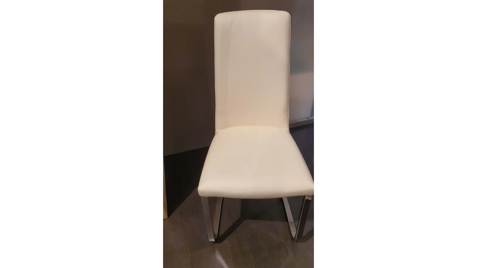 JAZZ pelle bianca e cromo