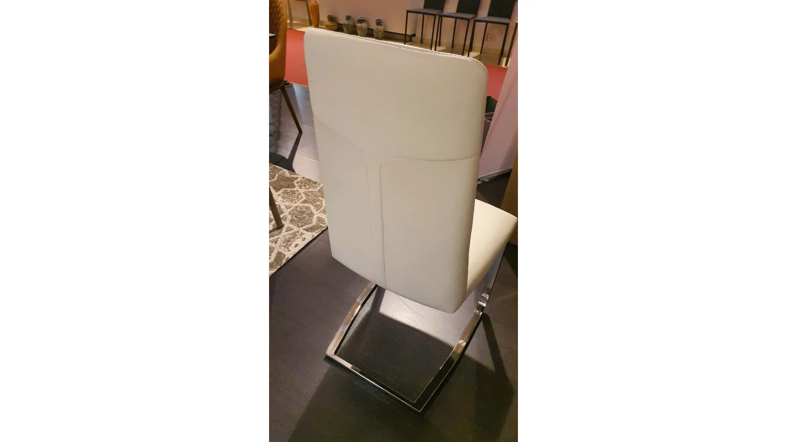 JAZZ pelle bianca e cromo