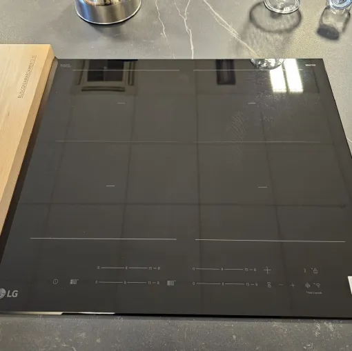 Piano cottura Lg Ci7z2437ba 