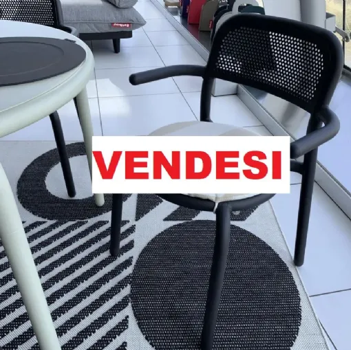 Tonì sedia con braccioli