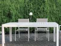 Tavolo Alluminium Table in alluminio verniciato bianco di La Seggiola
