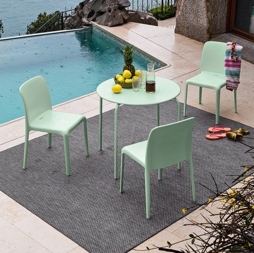 Sedia impilabile Bayo in polipropilenedi Connubia Outdoor