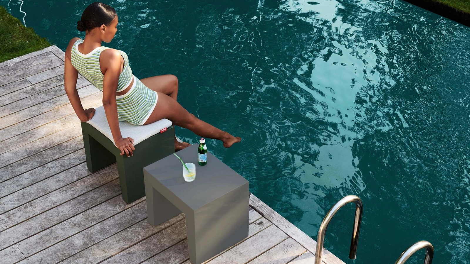 Sgabello o tavolino da giardino Concrete Seat di Fatboy