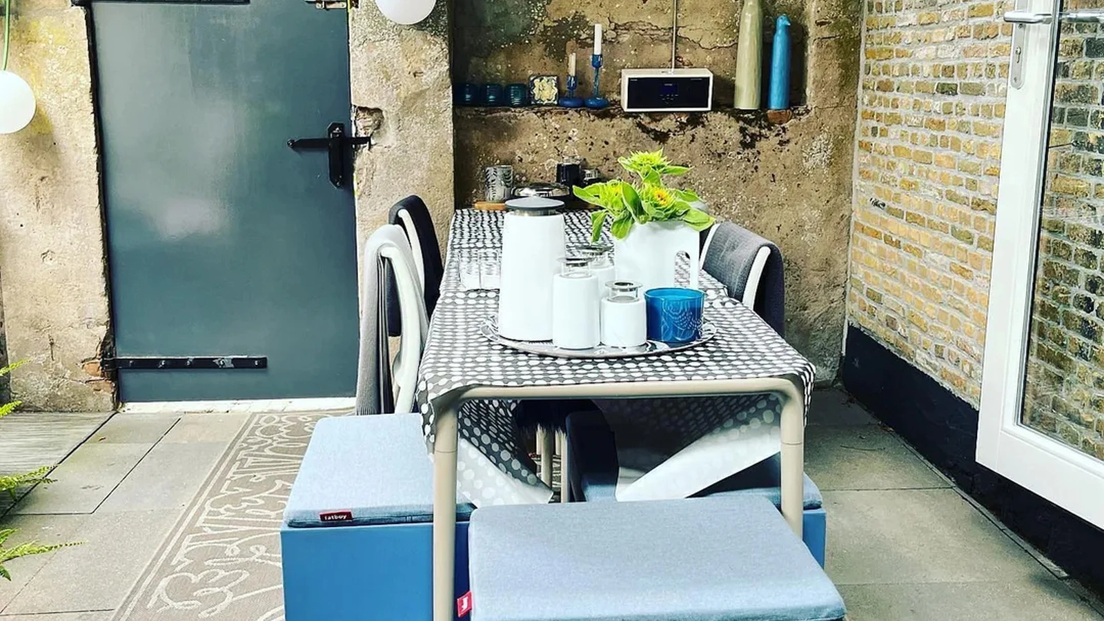 Sgabello o tavolino da giardino Concrete Seat di Fatboy