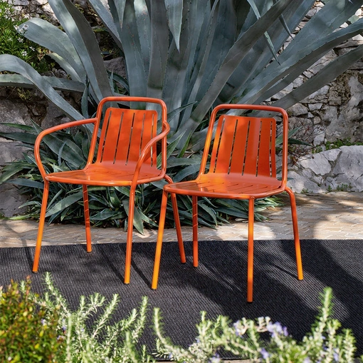 Sedia impilabile Easy di Connubia Outdoor