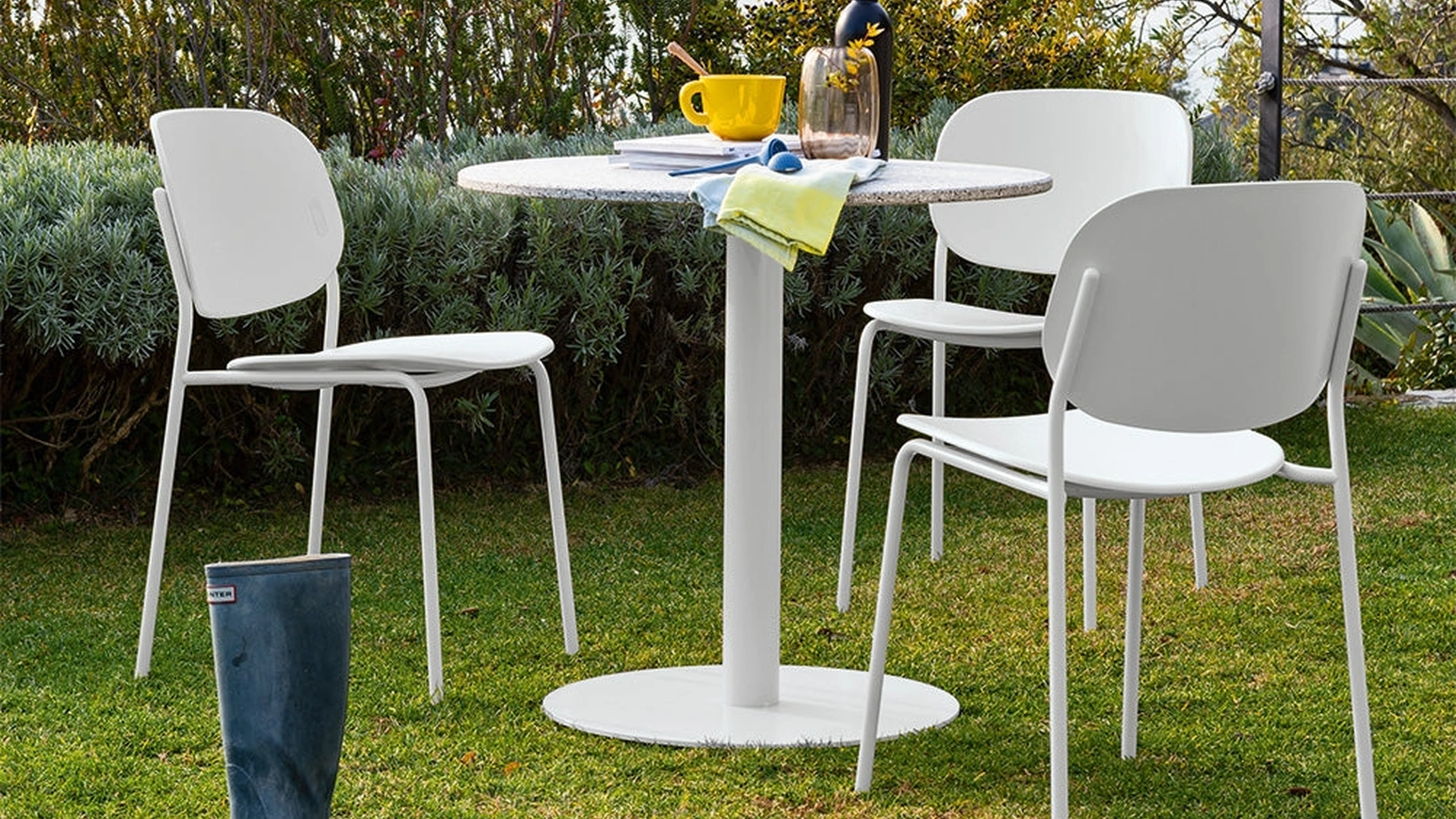 Sedia Yo! in polipropilene di Connubia Outdoor