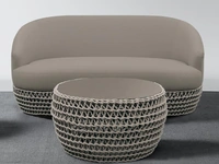 Divano Couch in tessuto con struttura in alluminio rivestita con corda intrecciata di La Seggiola