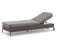 Lettino Nice Bed in tessuto con struttura in alluminio rivestita con corda in poliestere di La Seggiola