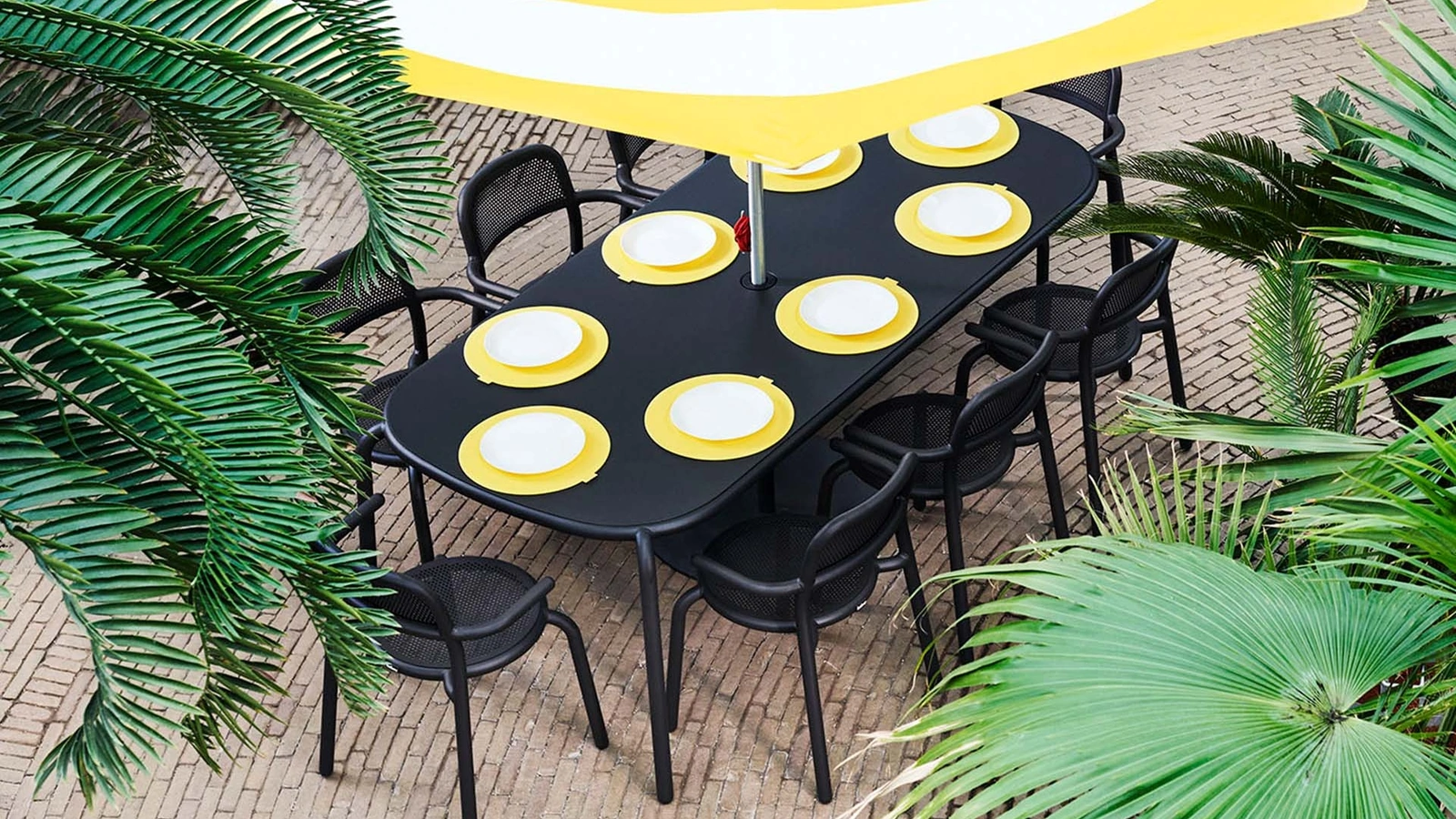 Tavolo Toní Tablo e Sedie in alluminio di Fatboy