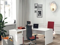 Scrivania Direzionale Krin di MobilOfficeFurniture
