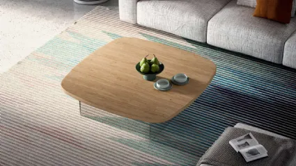 Tavolino Aurelius con top in legno e base in cristallo di Ozzio