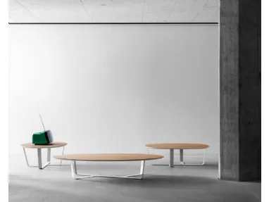Tavolino Bino con top in legno e base in metallo di Miniforms