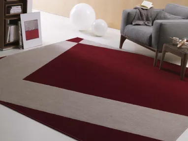 Tappeto con incroci obliqui rosso e beige Chelsea di Besana Moquette