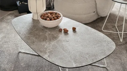 Tavolino Ciop in ceramica di Connubia