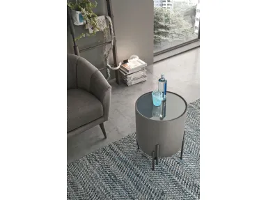Tavolino Pouf Planos con top in vetro e struttura rivestita in microfibra effetto velluto di Target Point