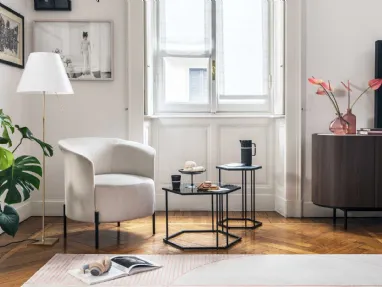 Tavolino esagonale con struttura in metallo Renee 02 di Calligaris