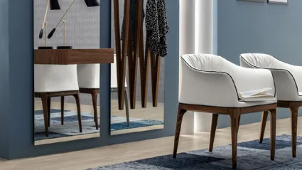 Specchio con appendiabiti o piano di appoggio in legno Alicante di Tonin Casa