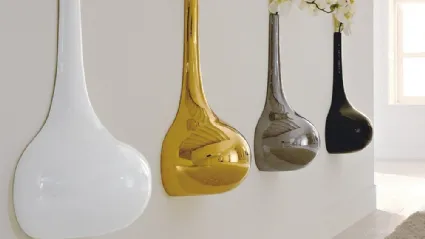 Vaso da muro Chimney Fifty di Adriani e Rossi
