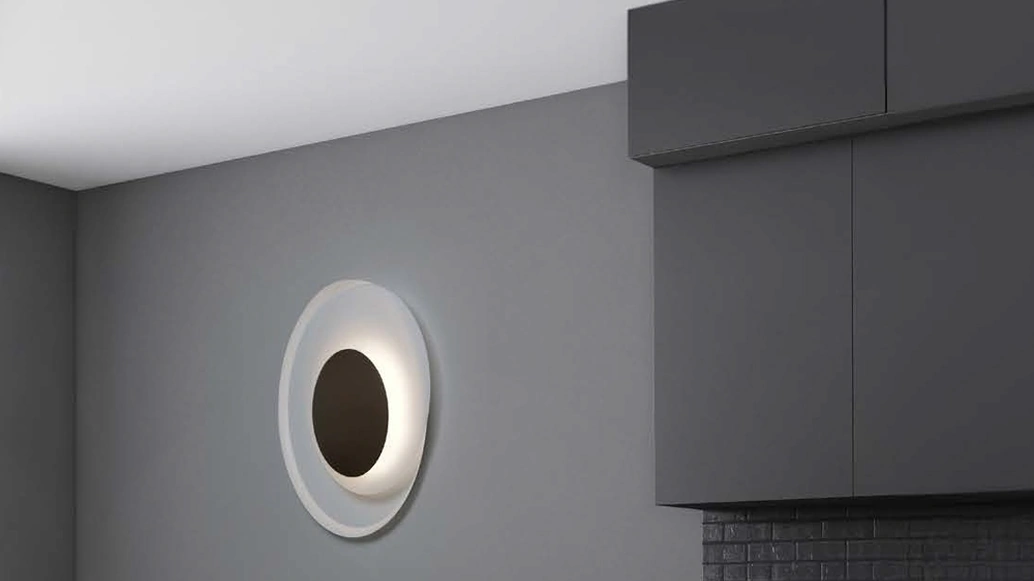 Lampada a soffitto Cleo in metallo curvato di Cattaneo