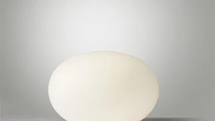 Lampada da tavolo Mercury in vetro bianco di design di Cattaneo