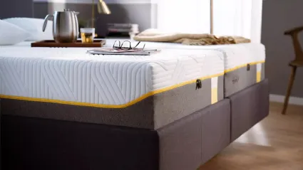 Materasso con supporto medio-rigido che consente di muoversi senza farsi mancare il sostegno Sensation Cooltouch di Tempur
