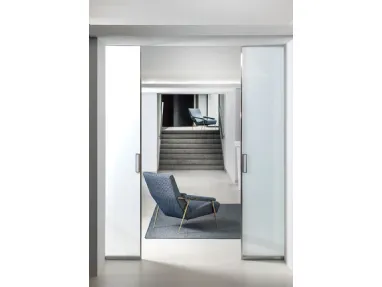 Porta per interni Aria scorrevole in Vetro Bianco e alluminio di Effebiquattro