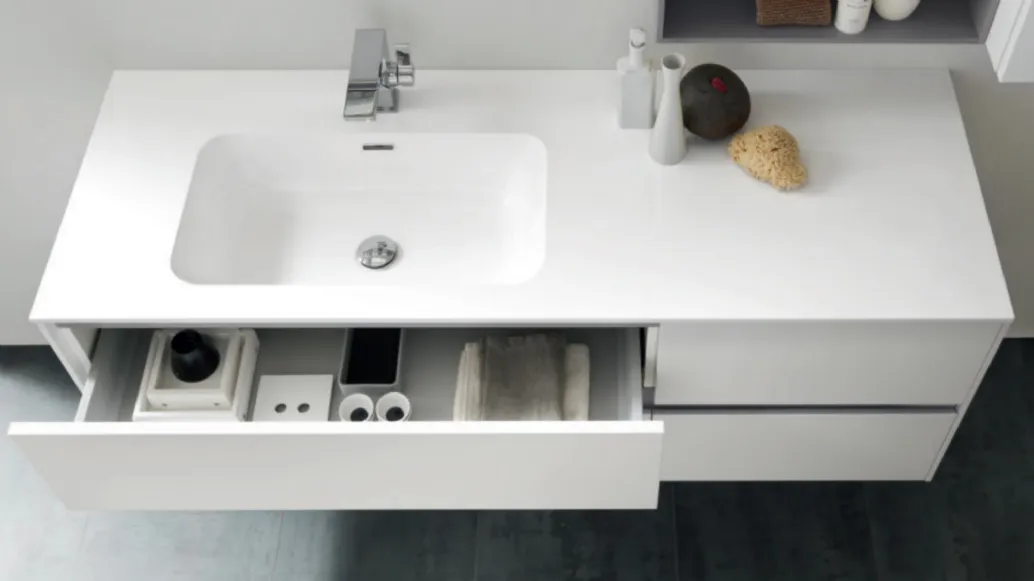 Mobile da Bagno sospeso C207 in laccato Bianco opaco con vasca integrata in mineralmarmo di Baxar