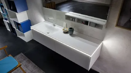 Mobile da Bagno sospeso in laccato opaco con lavabo integrato in Corian K25 36 di Compab