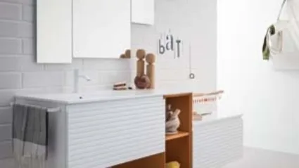 Mobile da Bagno sospeso in laccato bianco e bruciato con top in mineral marmo bianco lucido Memento 07 di Birex