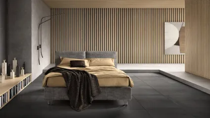 Letto con struttura in legno rivestita in tessuto con testiera regolabile Form di Bside