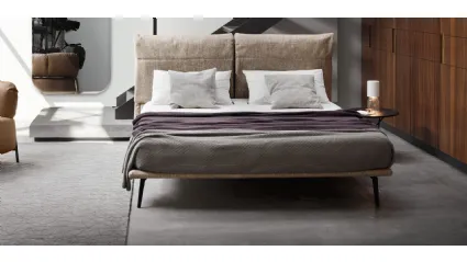 Letto in tessuto con testiera Landa di Calligaris