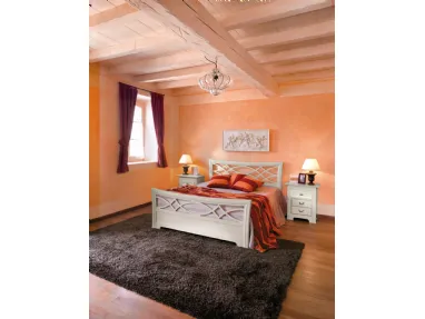 Letto in legno laccato opaco con testiera Natalia di Tonin Casa