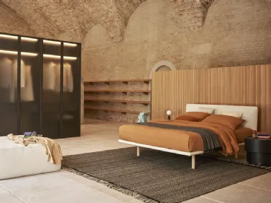 Letto in tessuto con testiera Filo di Pianca