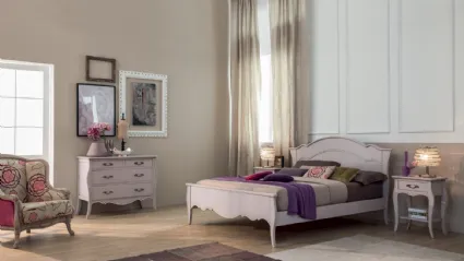 Letto in legno laccato lilla con decori lineari Sandy di Tonin Casa 