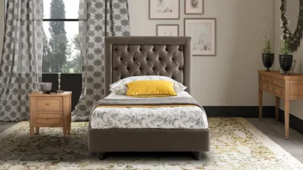 Letto singolo classico Monet con testiera trapuntata di Le Comfort