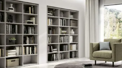 Libreria incassata a muro Bookcase 01 in laccato opaco di Spagnol Mobili