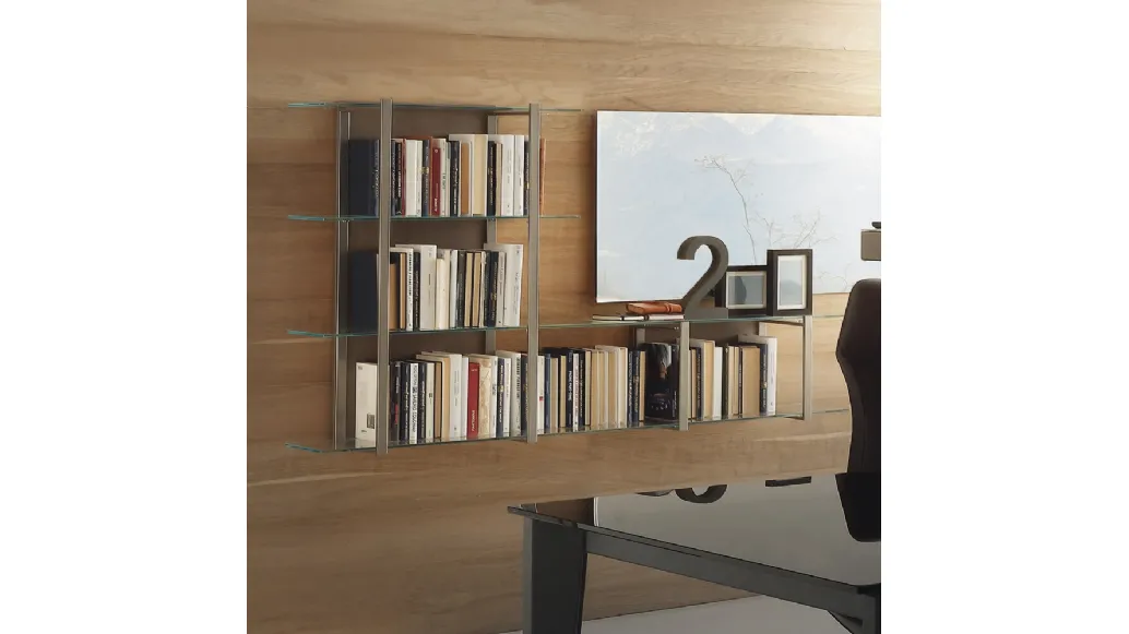 Libreria sospesa Icon 05 in metallo e vetro di Ponti Terenghi