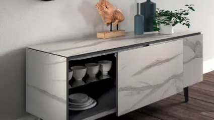Madia moderna Plana in marble glass Onice lucido di Ozzio